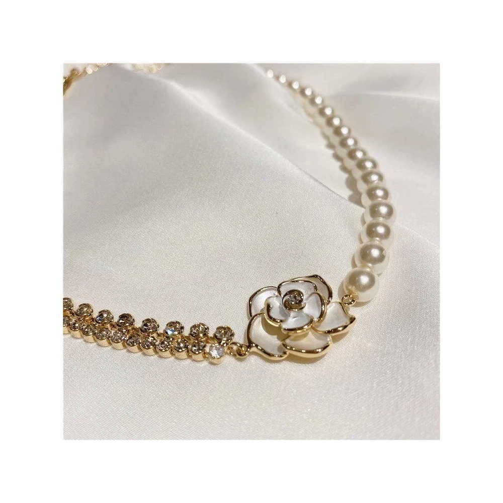 White Flower Pearl Necklace